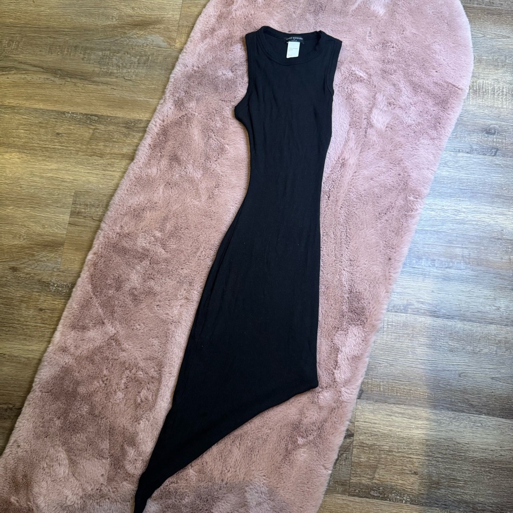 naked wardrobe Black Sleeveless Asymmetric Midi Dress